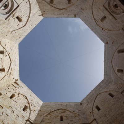 Castel Del Monte 6.jpg